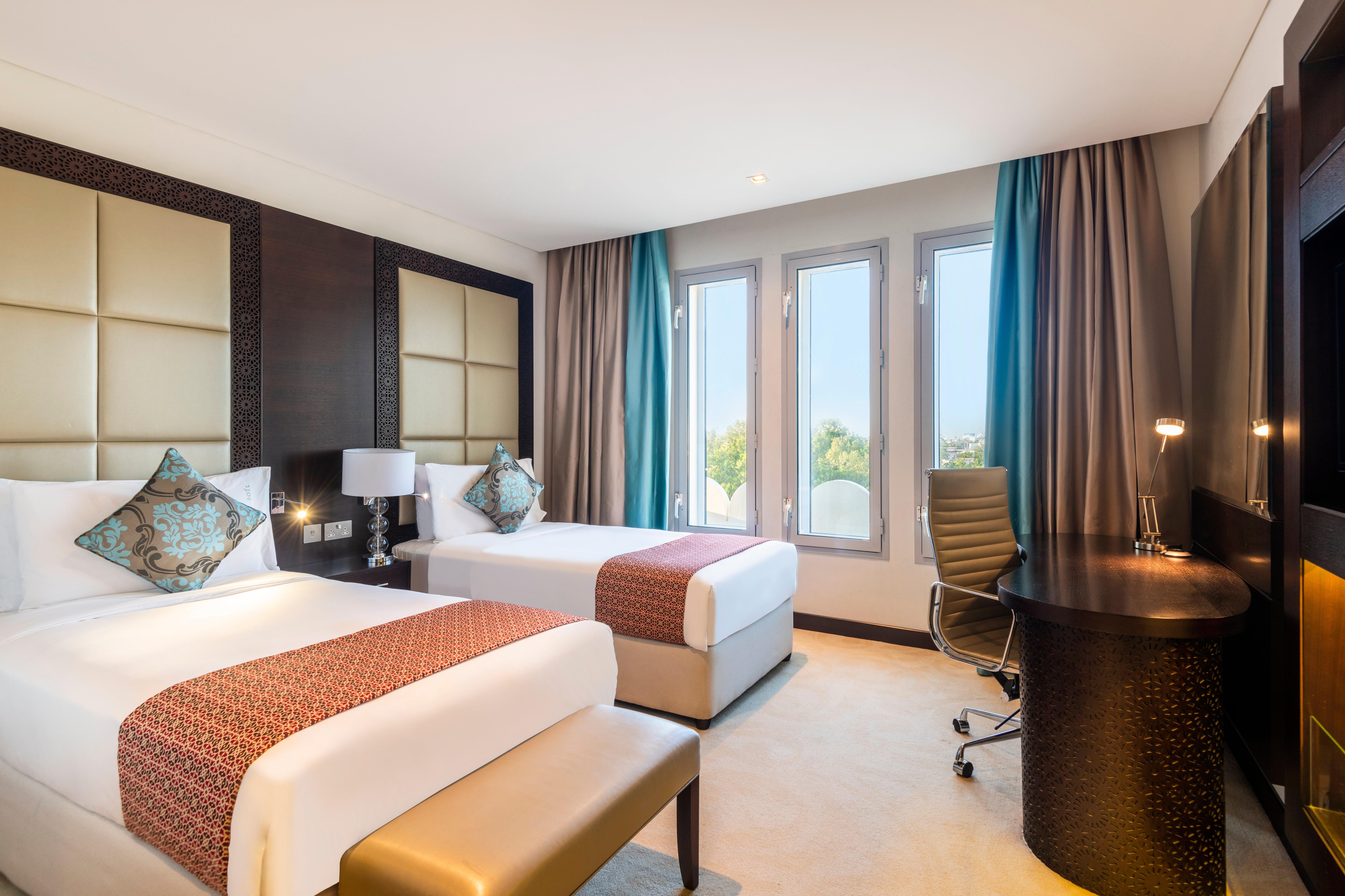 Hotel Al Madinah Holiday Маскат Экстерьер фото
