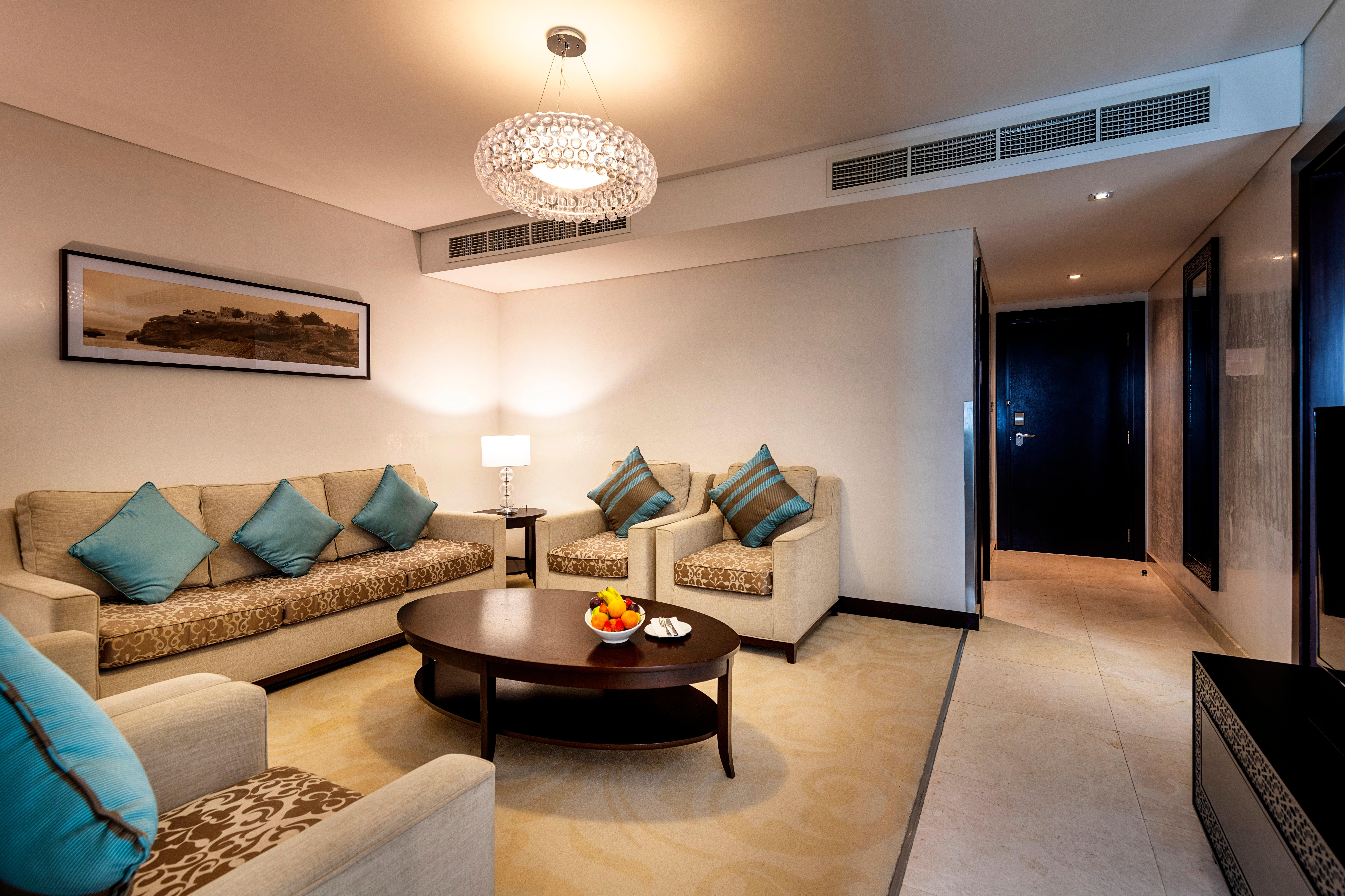 Hotel Al Madinah Holiday Маскат Экстерьер фото
